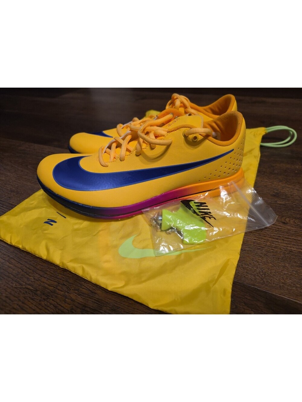 Size 4 Nike Triple Jump Elite 3 Track & Field Jumping HV6425-800 Men